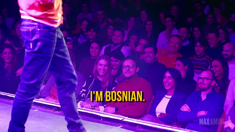 Komičar Max Amini prozvao Enisa Bešlagića na svom nastupu