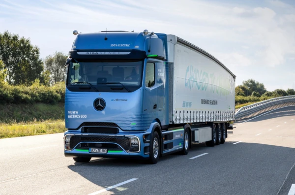 Mercedes-Benz uvodi nove sigurnosne sisteme za kamione od februara 2026