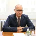 Lugavić demantuje dezinformacije: Grb Tuzle ostaje isti, a odluka će samo normirati njegovu upotrebu