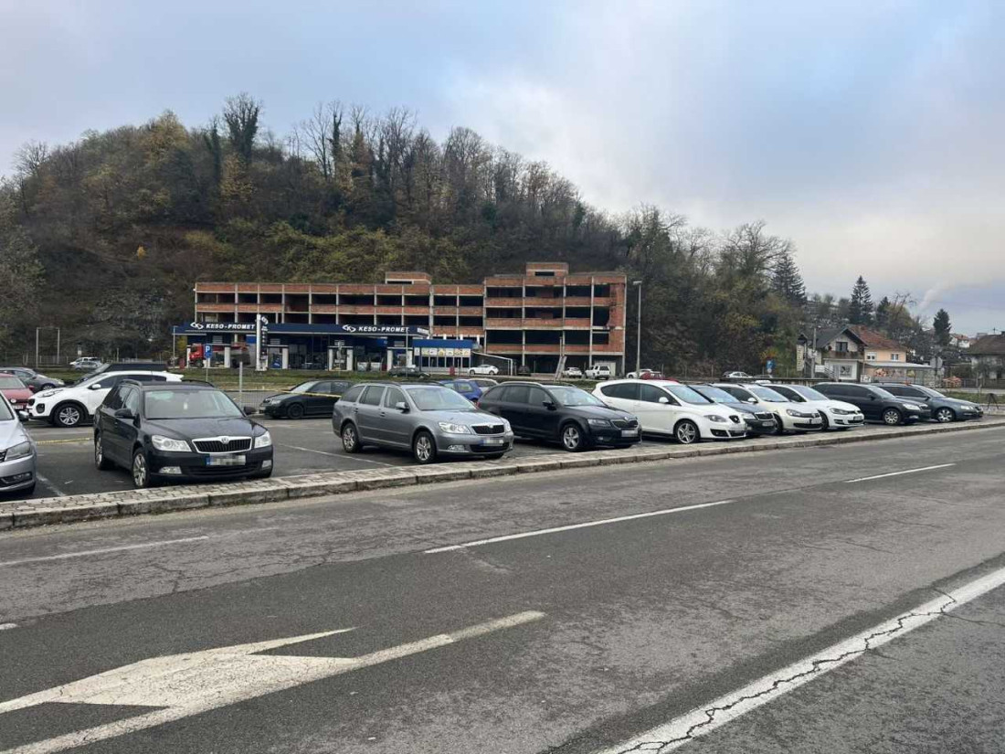 Raskrinkan lanac krijumčara migranata: Uhapšeno 13 osoba