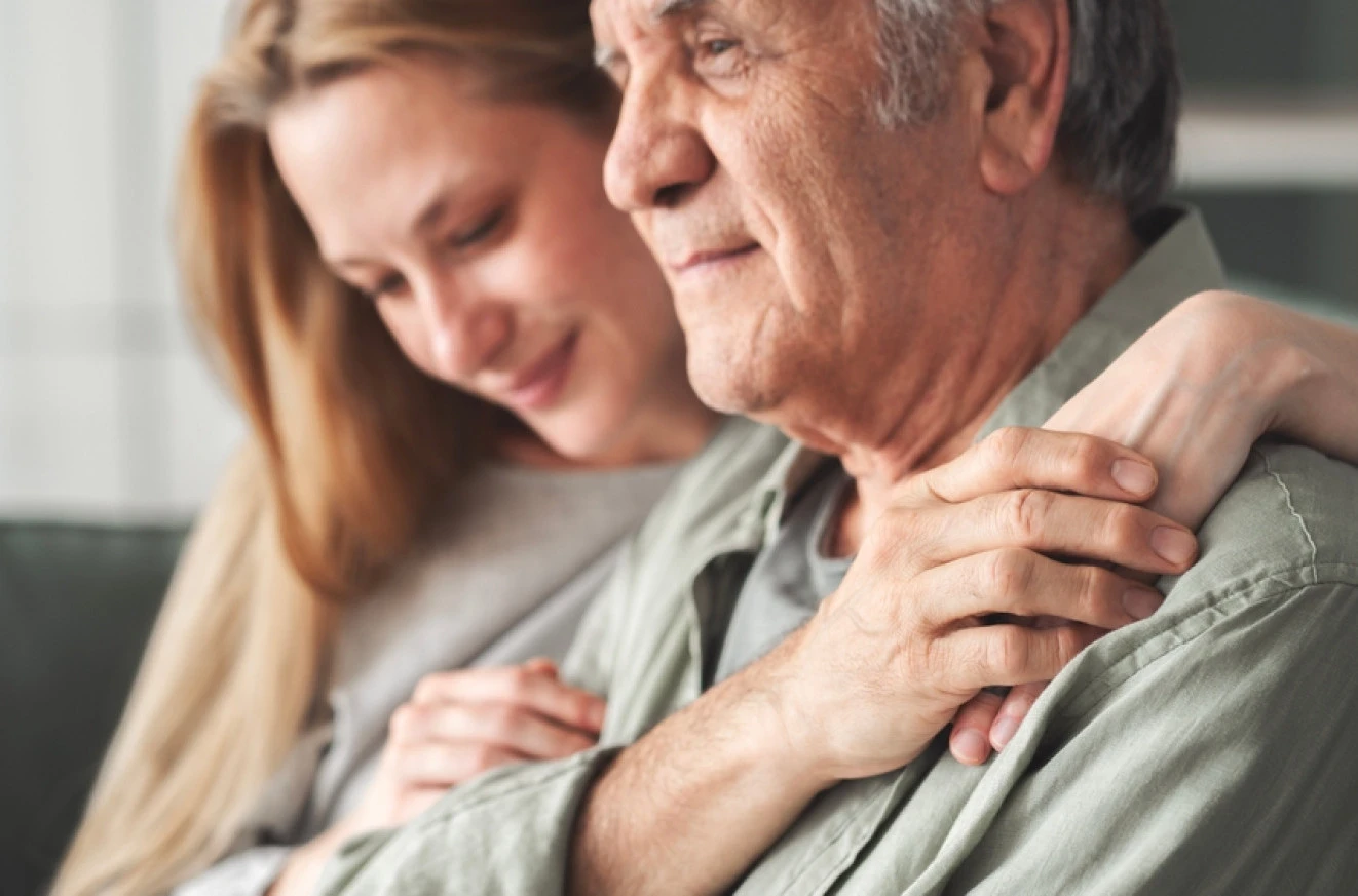Zašto Alzheimer uništava sjećanja na voljene osobe?