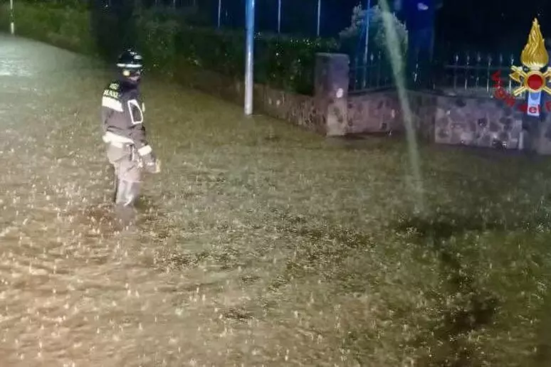 Odron u Italiji: Dvije osobe nestale, zatvorene škole