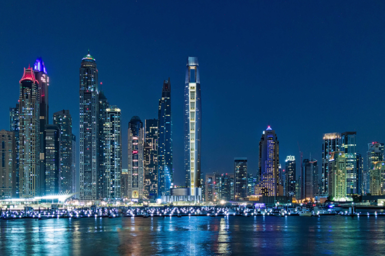 Dubai: Grad kontrasta