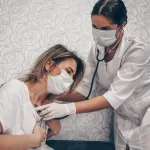 Epstein-Barr virus (EBV): Šta je bolest poljupca, kako se prenosi i kakve posljedice može imati?