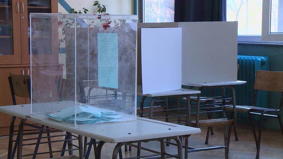 Zatvorena birališta na prijevremenim izborima za predsjednika RS-a, očekuju se rezultati