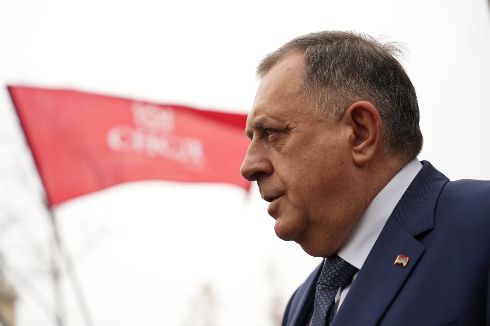 Dodik proglasio pobjedu Siniše Karana na izborima u RS