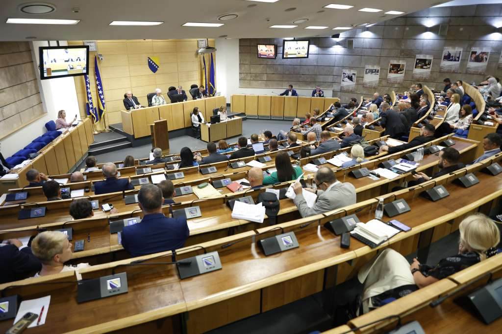 Parlament FBiH: diskusija o kretanju zaposlenosti u Federaciji