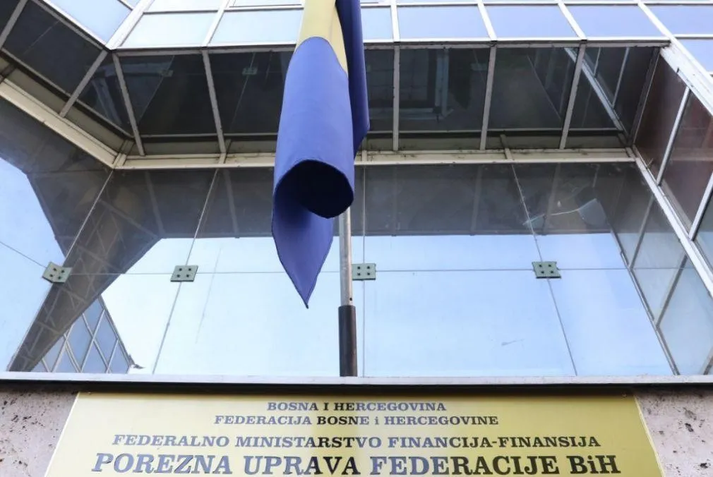 Porezna uprava FBiH suočena sa nedostatkom preko 500 radnika