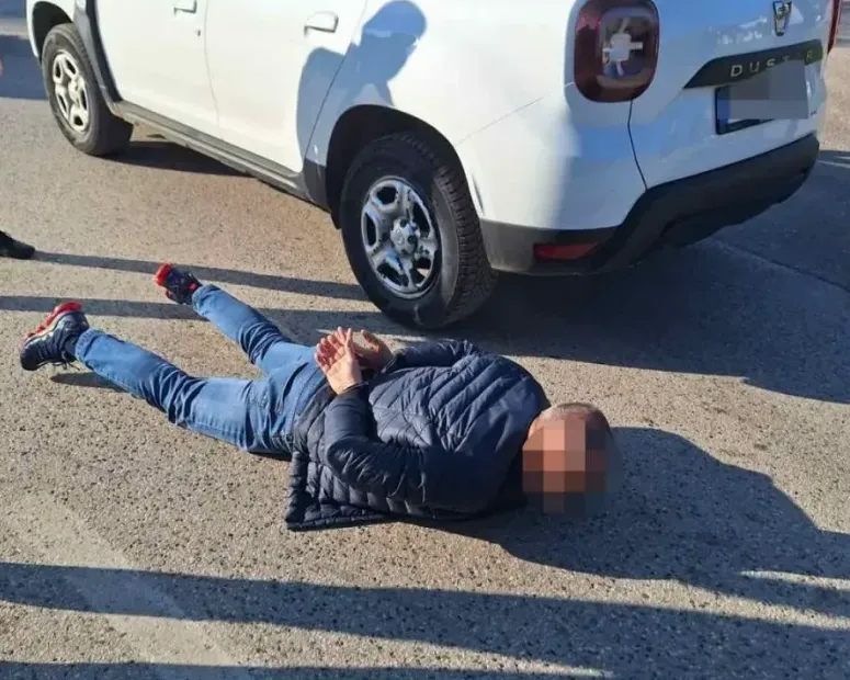 Šef inspekcije u Doboju uhapšen zbog primanja mita i trgovine uticajem Šef inspekcije u Doboju uhapšen zbog primanja mita i trgovine uticajem