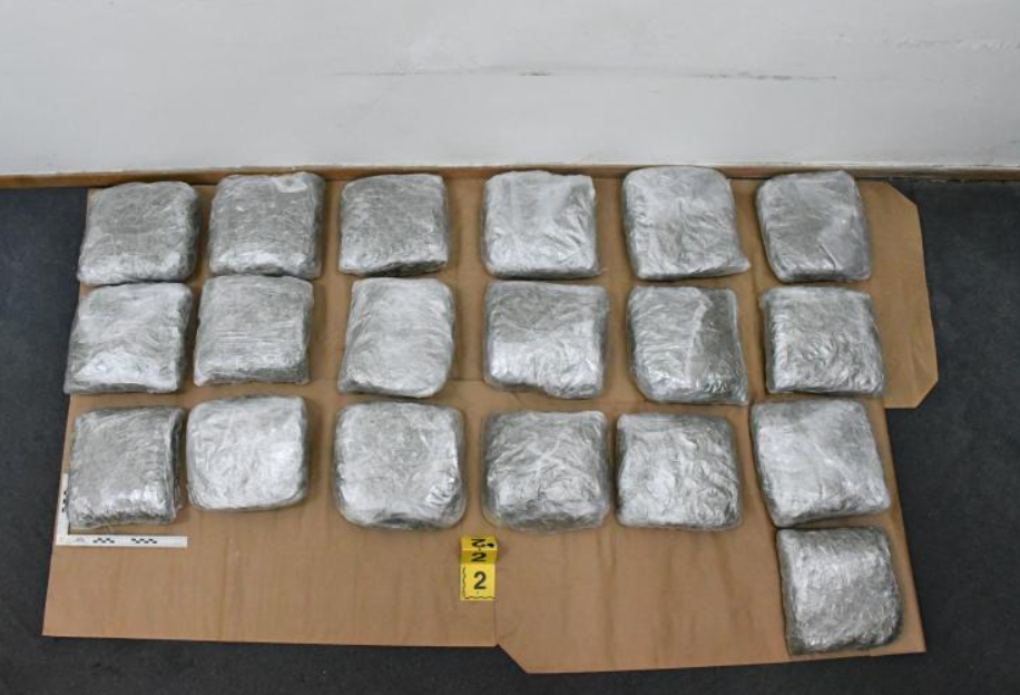 Policijska akcija Beretka: Tri osobe lišena slobode, zaplijenjeno 40 kilograma droge