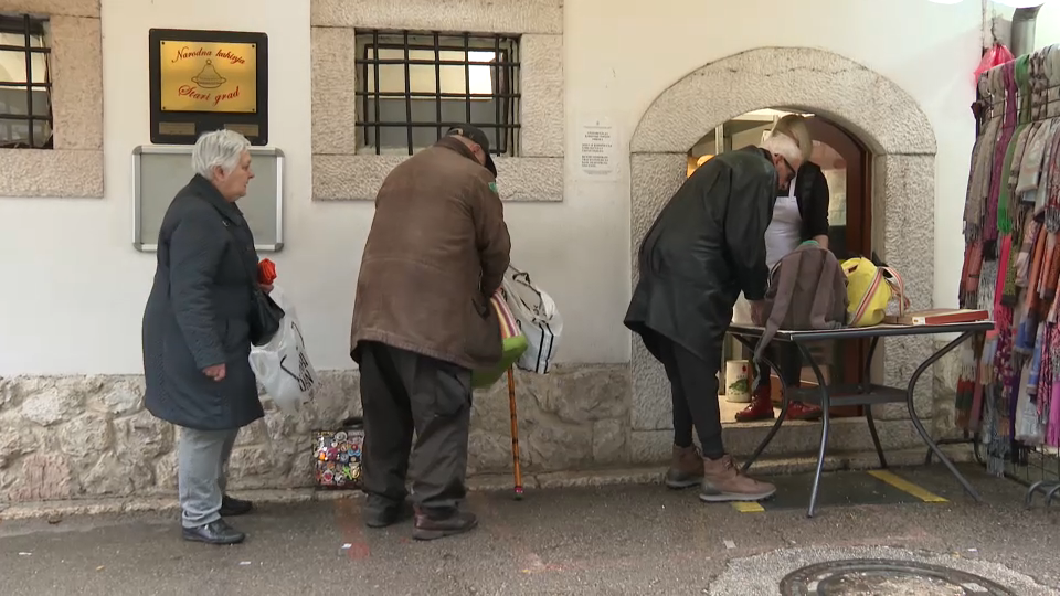 Blizu 19.000 stanovnika BiH u siromaštvu dočekuje praznike