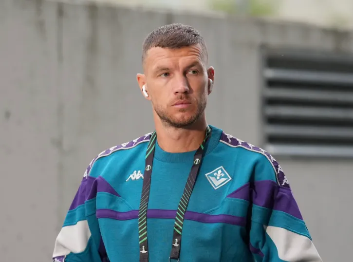 “Džeko? To je bivši fudbaler”: Oštre kritike na račun kapitena Zmajeva u Italiji