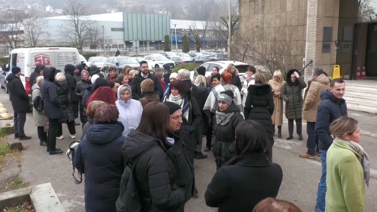 Štrajk pravosudnih radnika u TK traje 26 dana, prijete obustave plata