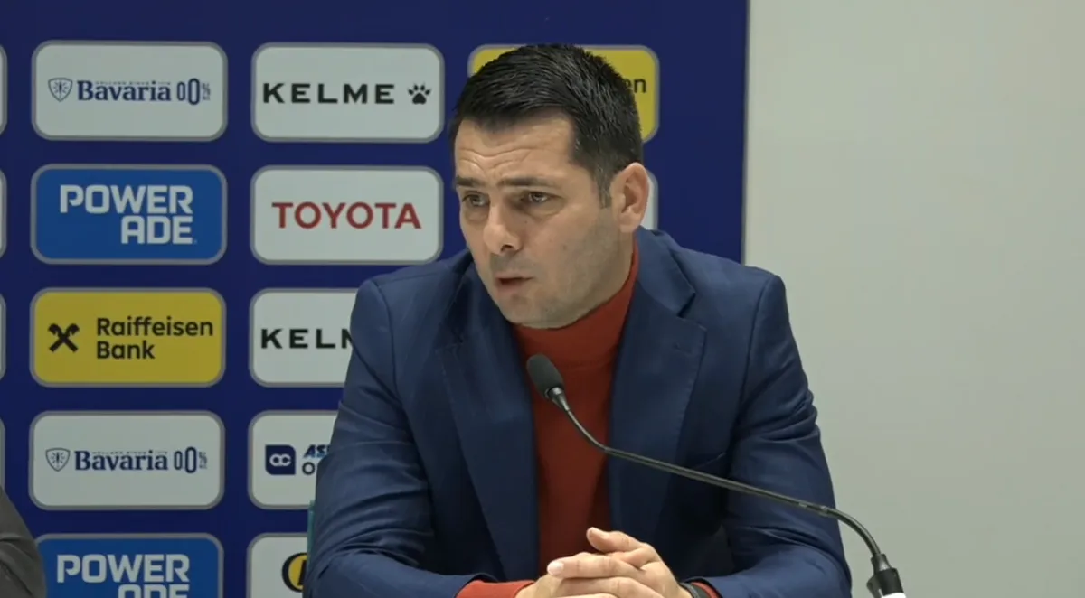 Spahić o Janeltu i Ahmedhodžiću: “Dok smo mi ovdje, Ahmedhodžić neće igrati”