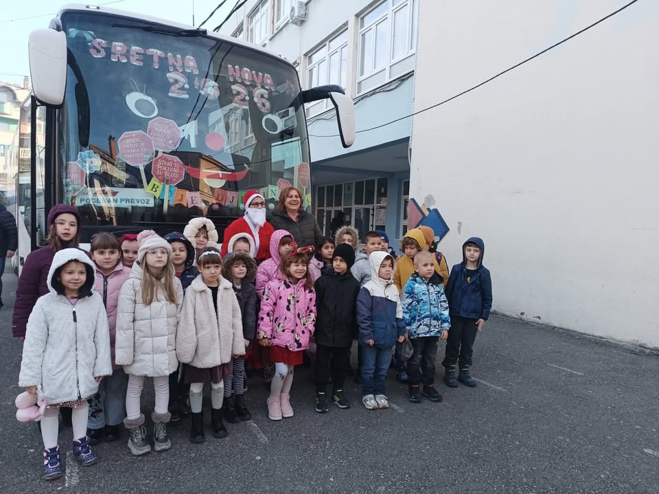 Avis obradovao prvačiće u Gračanici novogodišnjom vožnjom