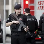 Masakr na jugu Turske: Četvoro mrtvih, osmoro ranjenih, napadač u bijegu