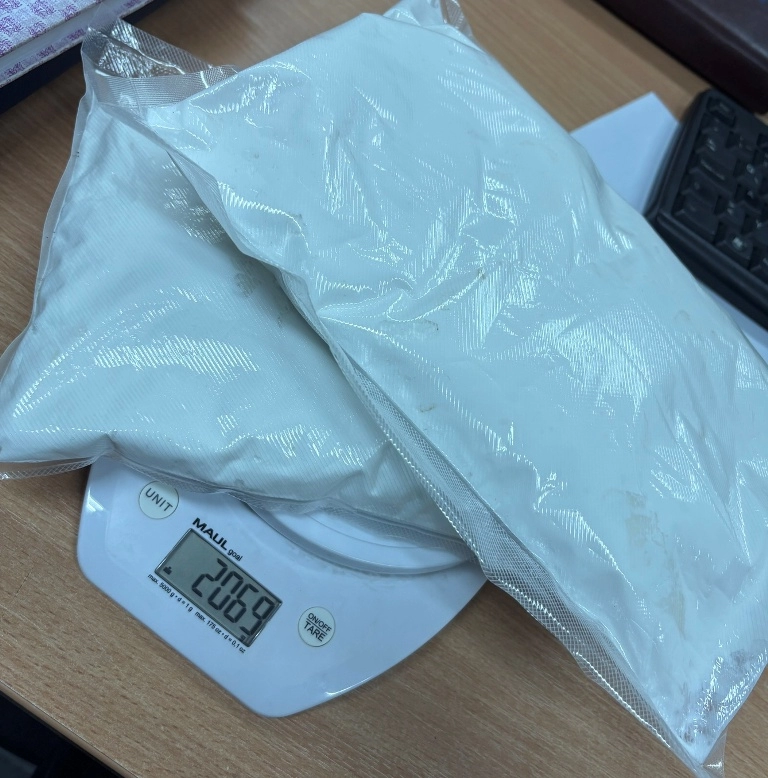 Gradačac: Uhapšene dvije osobe, zaplijenjeno preko 2 kg droge