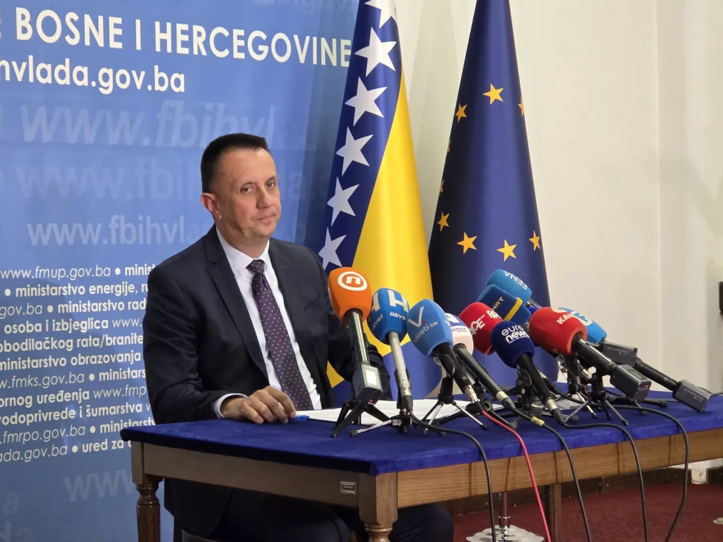 Lakić: Ogroman projekat za rudnike, vrijedan skoro 80 miliona eura Lakić: Ogroman projekat za rudnike, vrijedan skoro 80 miliona eura