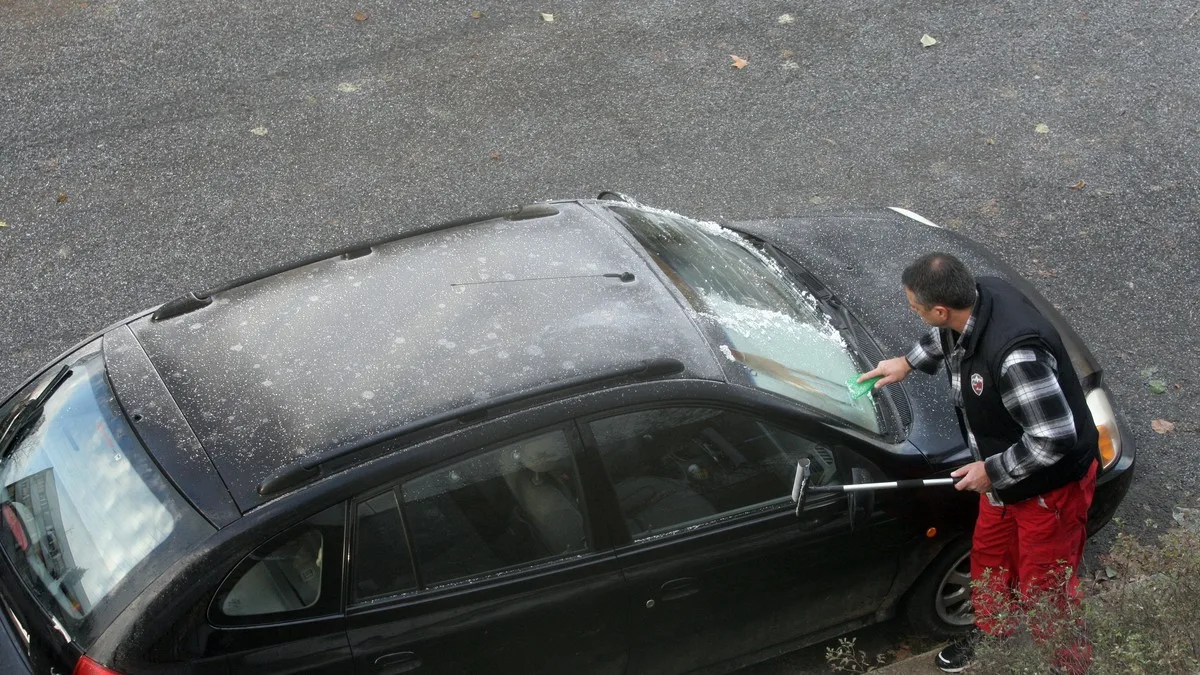 Spriječite zaleđivanje stakla: Jeftin trik za zimska jutra
