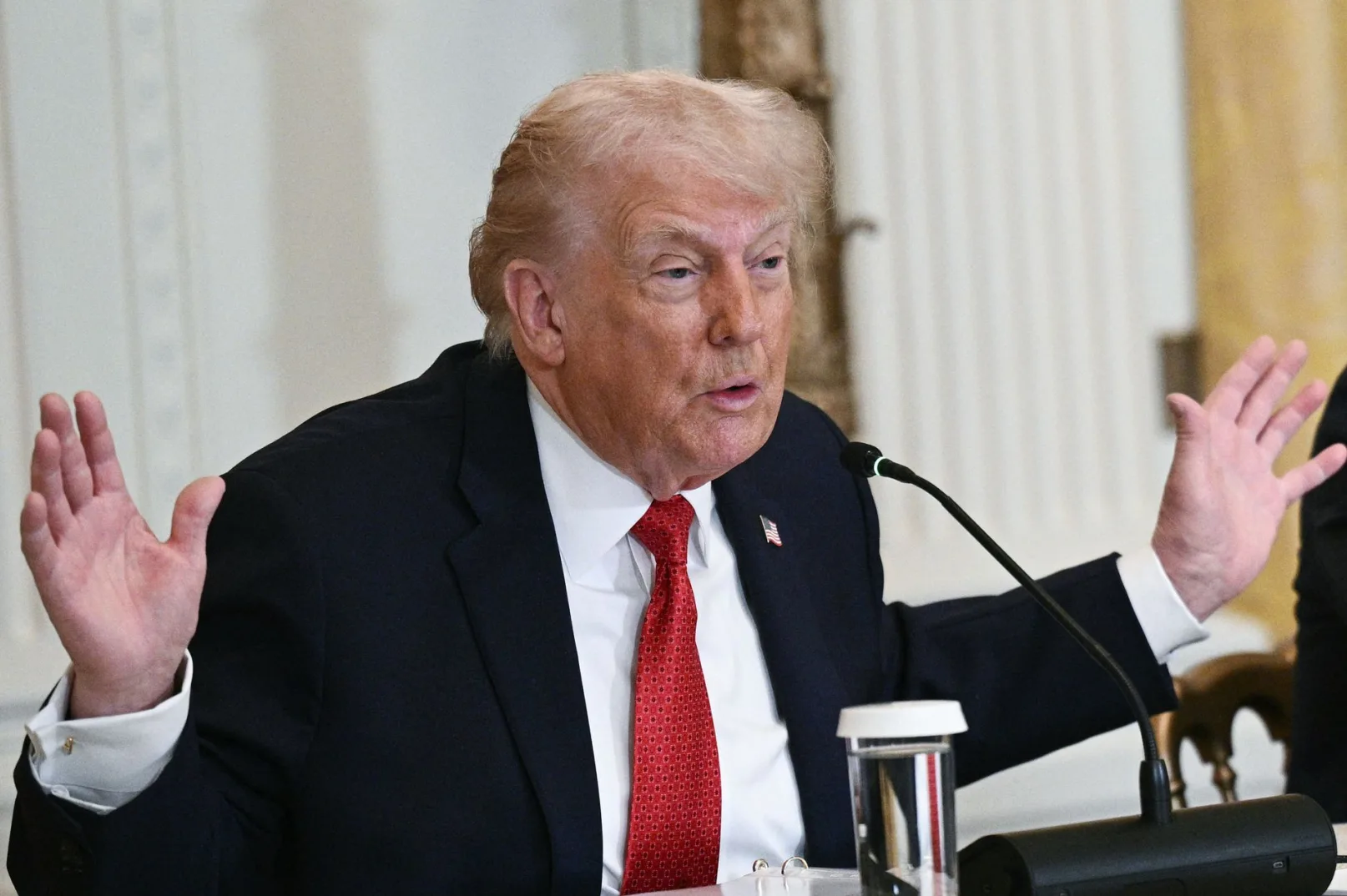 Donald Trump prijeti carinama zbog Grenlanda