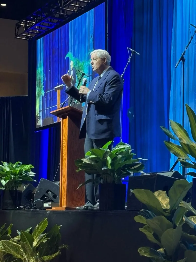 Američki senator: Da sam Trump, ubio bih iransko vodstvo koje ubija svoj narod