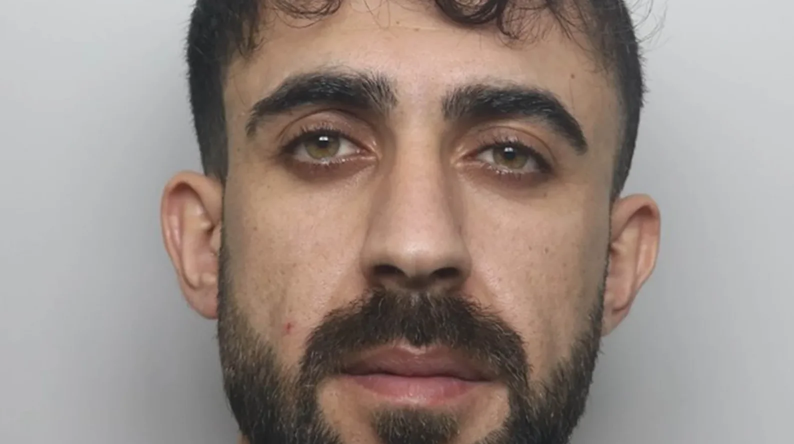 Migrant silovao djevojku (18) u Velikoj Britaniji, osuđen na zatvor