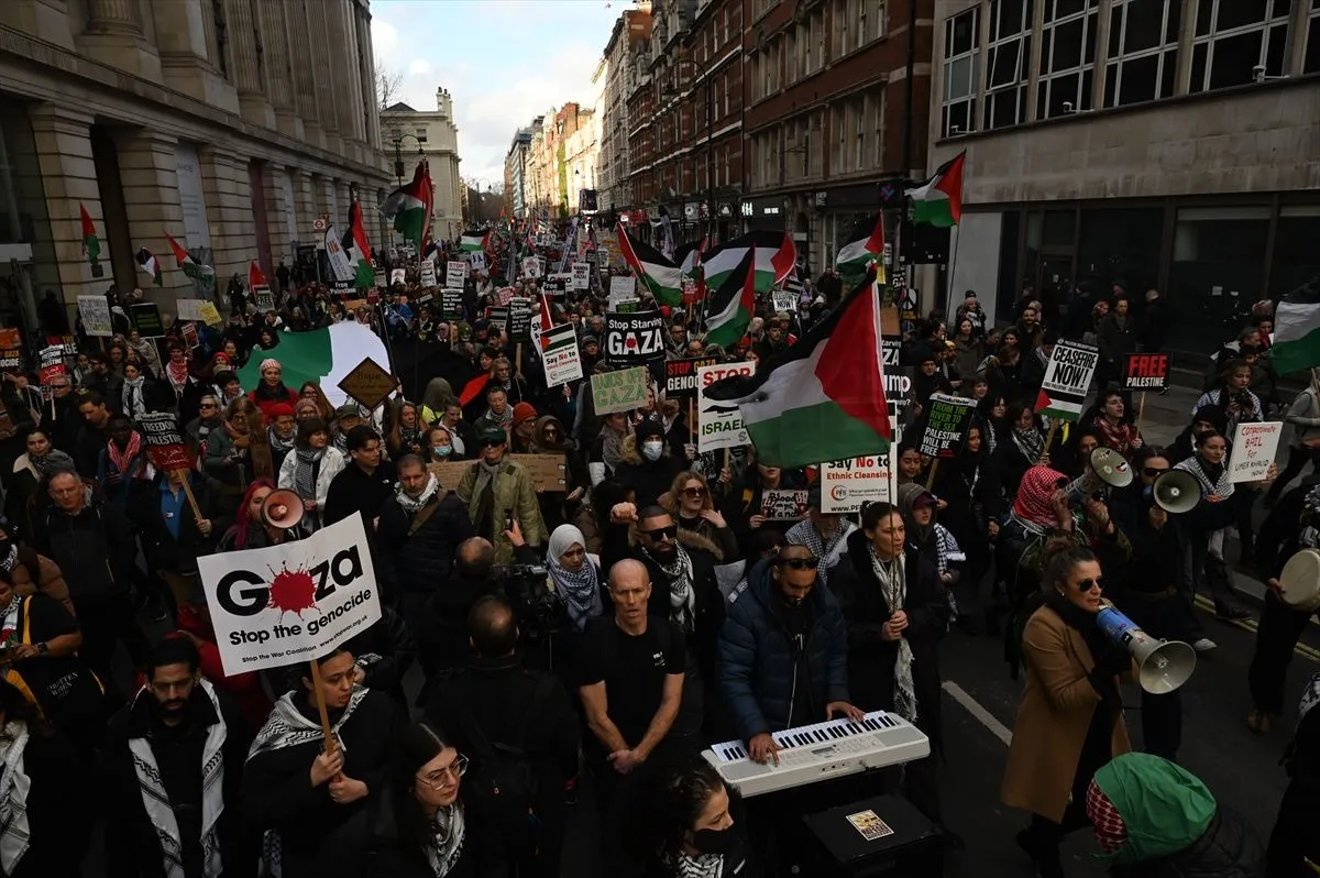 Masovni protesti u Velikoj Britaniji: Podrška Palestini i osuda izraelskih napada