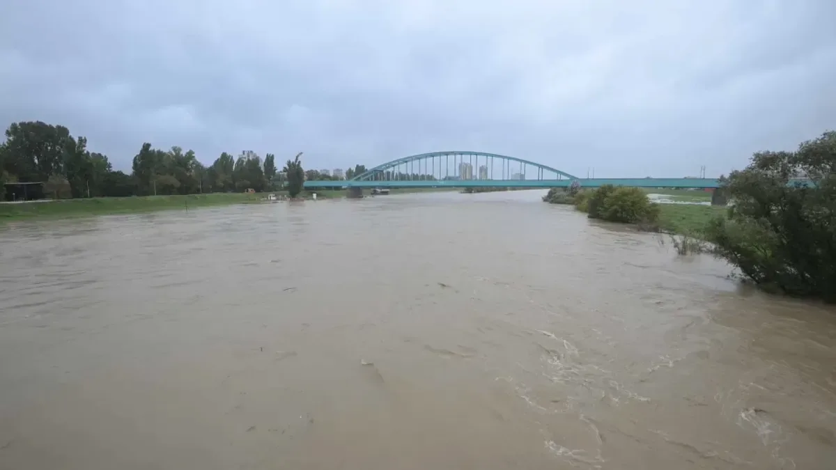 Snijeg i niske temp. prijete FBiH: Vodostaji rijeka u porastu