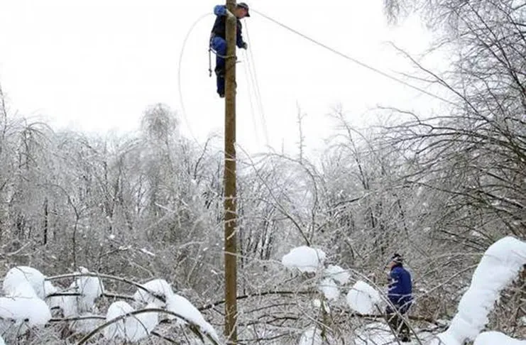 Brojna naselja u TK i dalje bez električne energije