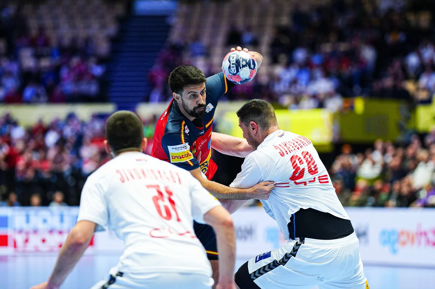 Rukometni EURO 2026: Španija nadjačala Srbiju, Francuska briljirala