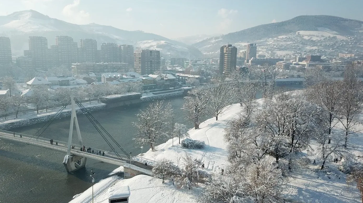 Zenica: U parku pronađeno tijelo muškarca (67)