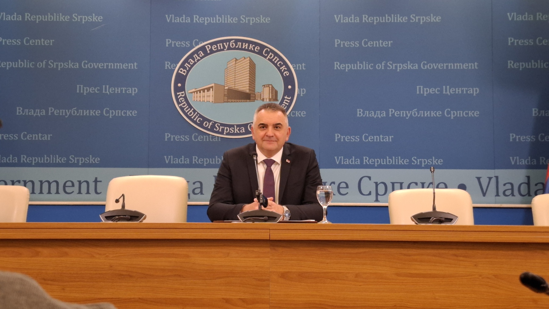 Savo Minić ponovo preuzima mandat premijera RS Savo Minić ponovo preuzima mandat premijera RS