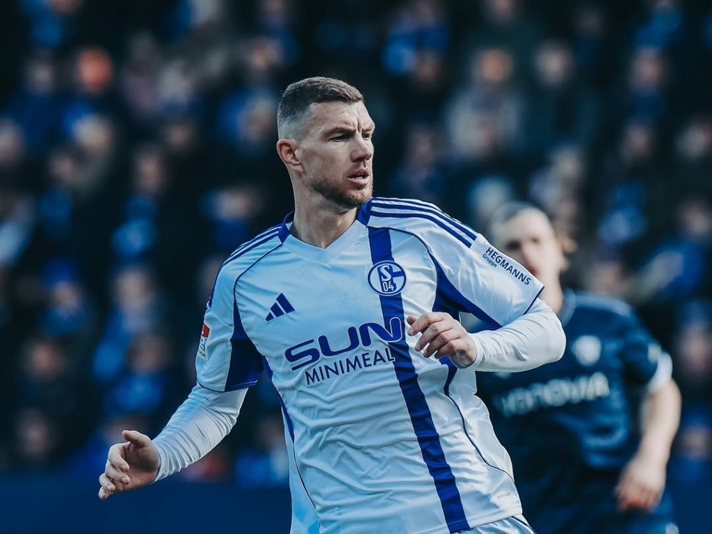 Džeko je opet na meti: Dva pogotka za Schalke i prednost protiv Dresdena