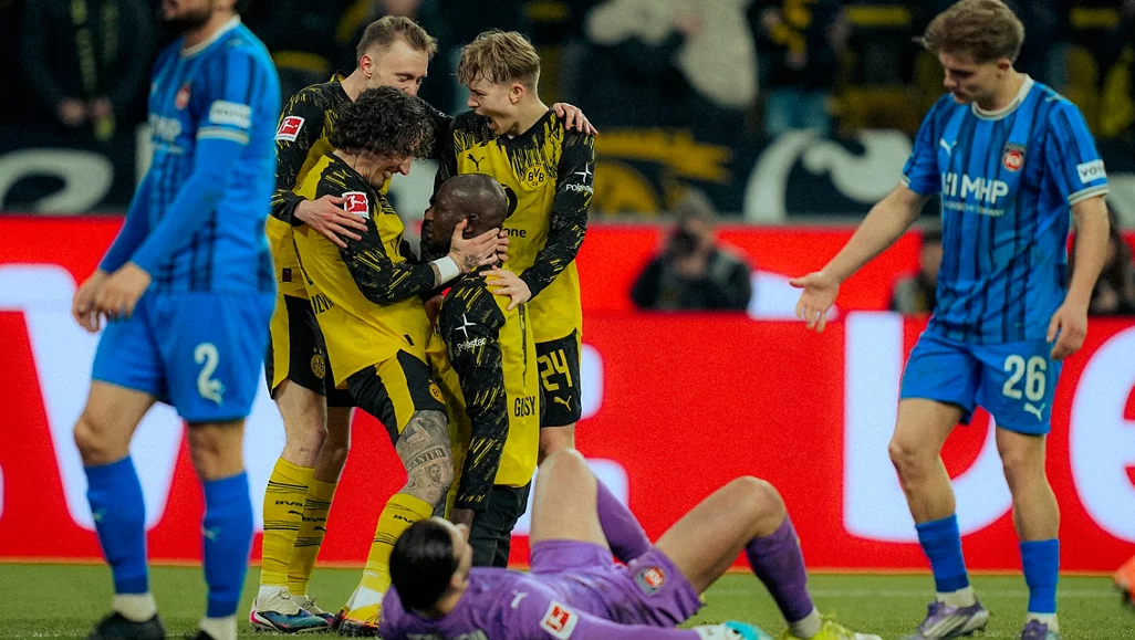 Guirassyjeva predstava za trijumf Dortmunda: Milioneri sve bliže Bayernu (VIDEO) Guirassyjeva predstava za trijumf Dortmunda: Milioneri sve bliže Bayernu (VIDEO)