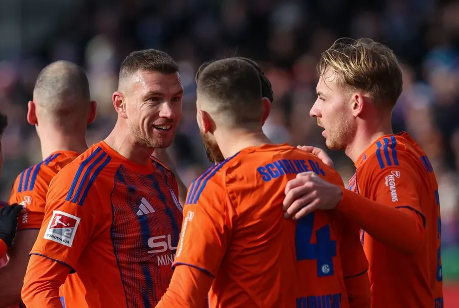 Schalke ne zatvara vrata produženju saradnje sa Edinom Džekom