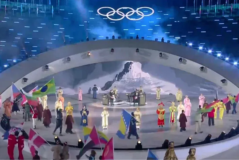 Zastavu BiH na zatvaranju Olimpijskih igara nosio volonter: Svi naši sportisti već napustili Italiju Zastavu BiH na zatvaranju Olimpijskih igara nosio volonter: Svi naši sportisti već napustili Italiju