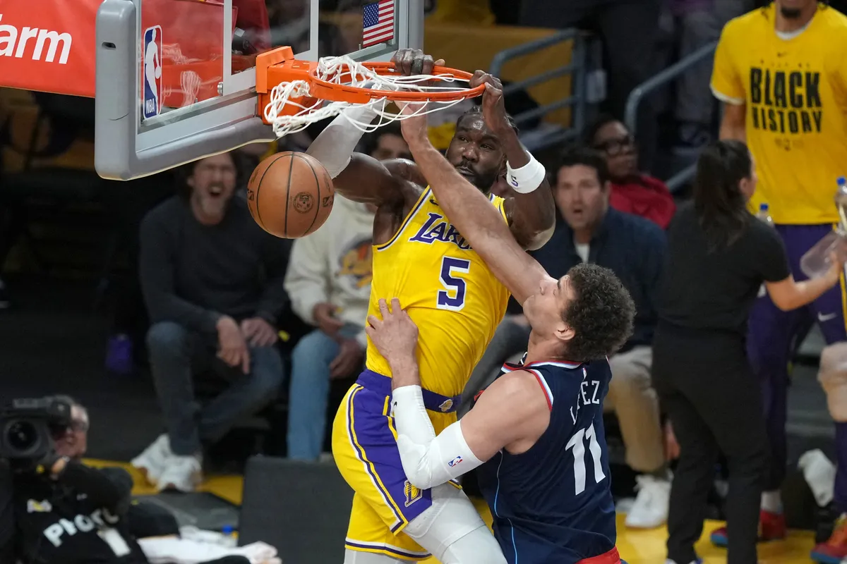 Ayton u bijesu: ‘Nisam ja Clint Capela!’ – Lakersov centar napao trenera i kolegu nakon poraza