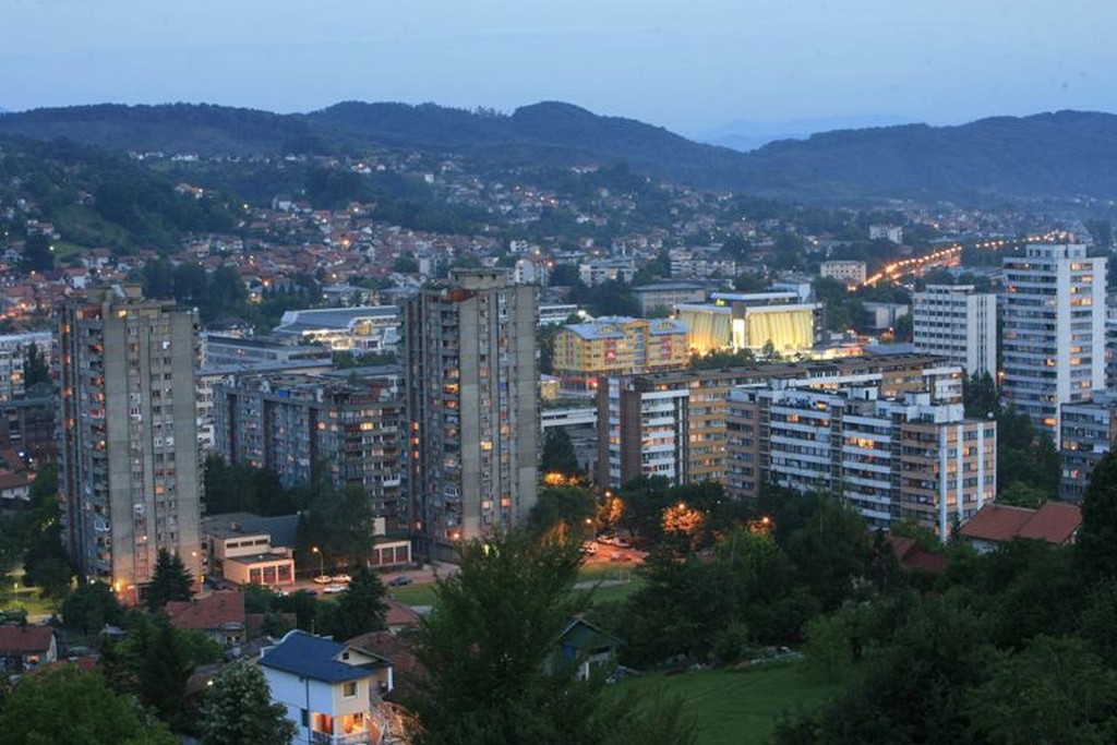 Tuzla dobija milionsku investiciju: Sedam miliona KM za konačno rješenje problema vodosnabdijevanja Tuzla dobija milionsku investiciju: Sedam miliona KM za konačno rješenje problema vodosnabdijevanja