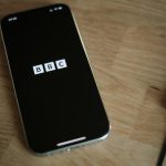 BBC šokirao zaposlene: Planira ukidanje 2.000 radnih mjesta i rezanje budžeta za 500 miliona funti