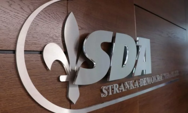 SDA odgovara Našoj stranci: optužbe o relaksaciji su licemjerne SDA odgovara Našoj stranci: optužbe o relaksaciji su licemjerne