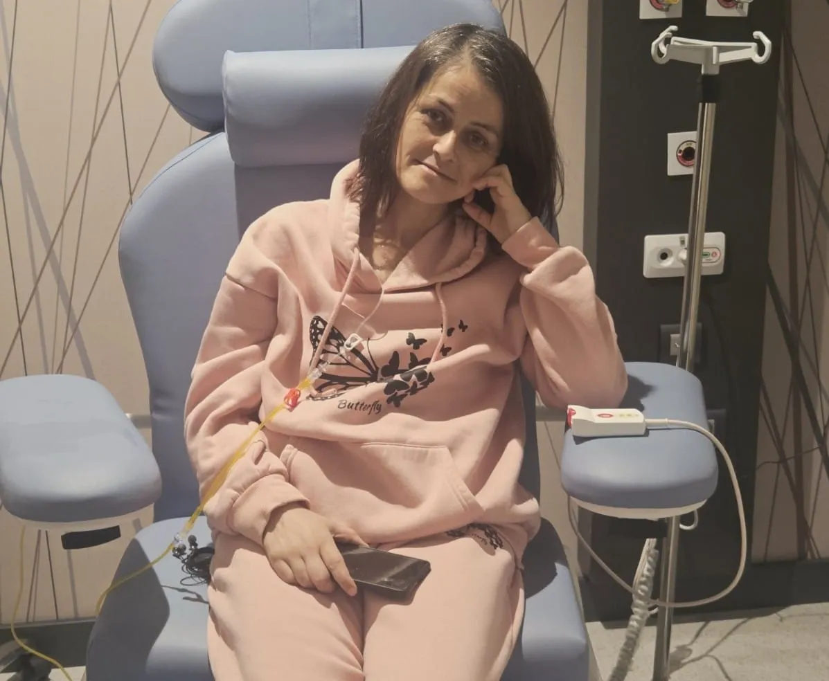 Budimo humani: Pomozimo majci dva dječaka za nastavak liječenja