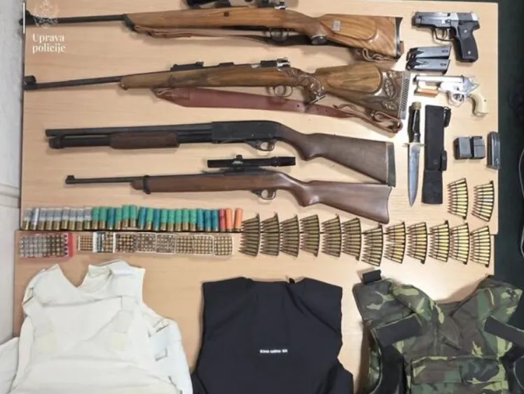 Aco Đukanović uhapšen u Crnoj Gori: Policija pronašla arsenal oružja i balističke pancire u njegovim objektima