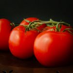 Crveni eliksir zdravlja: Paradajz štiti srce, probavu i usporava starenje organizma