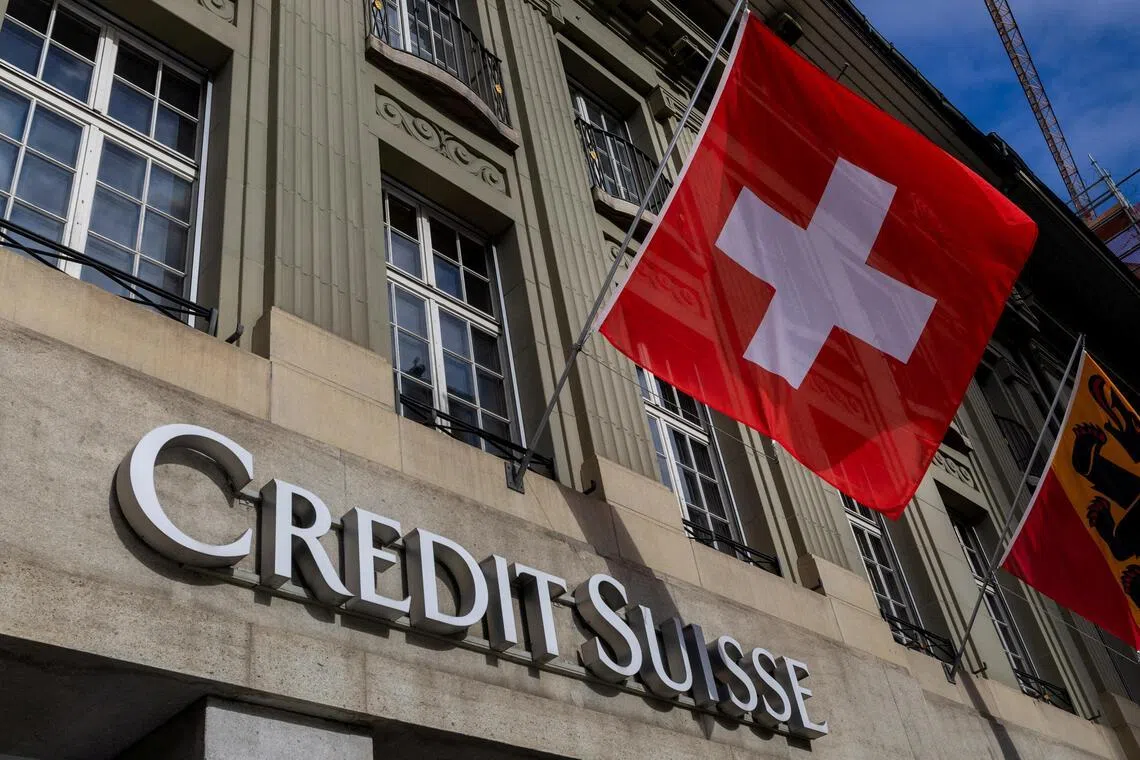 Stotine računa povezanih s nacistima otkriveno u Credit Suisse, tvrdi američki zastupnik