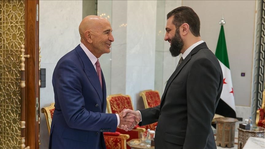 Sirija postala 90. član koalicije protiv ISIS-a: Američki izaslanik Tom Barrack naziva to ‘novim poglavljem’ u kolektivnoj sigurnosti