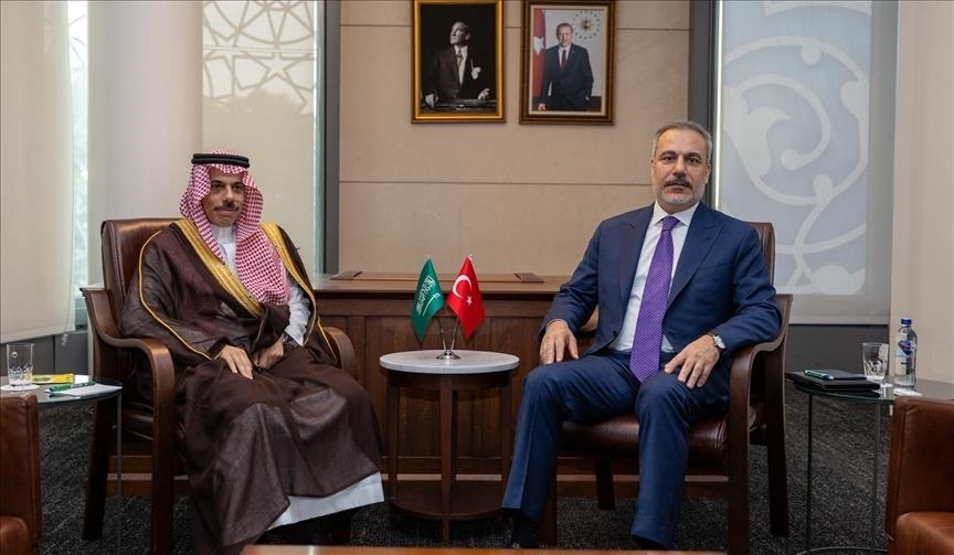 Turska i Saudijska Arabija na liniji: Fidan i bin Farhan razgovarali o regionalnim pitanjima i bilateralnim odnosima