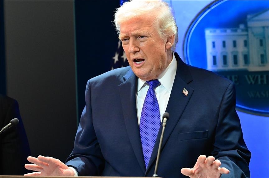 Trump šokirao svijet: ‘Neće dugo plesati’ – najavljuje nove carine od 10 posto nakon što je Vrhovni sud poništio njegove ranije namete