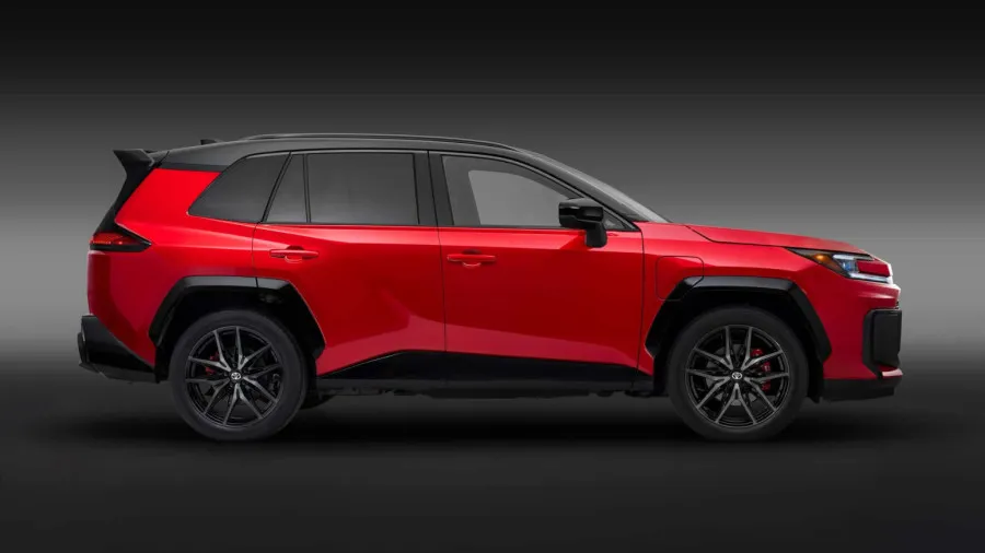 Toyota RAV4 Plug-In Hybrid postaje mobilna elektrana: Japanska verzija može napajati kuću do 6,5 dana