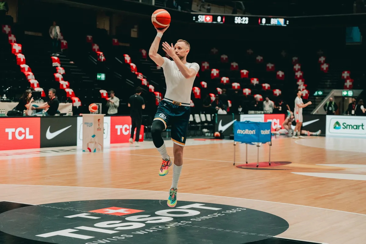 Zmajevi u Luzernu odbranili prednost: Švicarska 28:36 BiH u košarkaškim kvalifikacijama za SP Zmajevi u Luzernu odbranili prednost: Švicarska 28:36 BiH u košarkaškim kvalifikacijama za SP