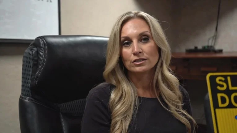 Bivša gradonačelnica optužena za silovanje maloljetnika: ‘Naručila pilulu za dan poslije preko DoorDasha’